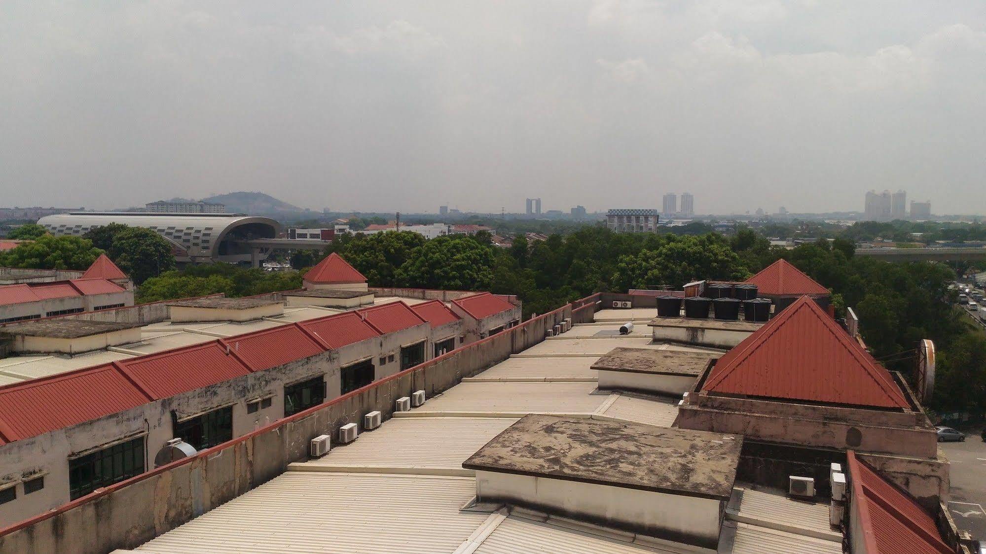 โรงแรมศรีภูชอง ปูชอง ภายนอก รูปภาพ